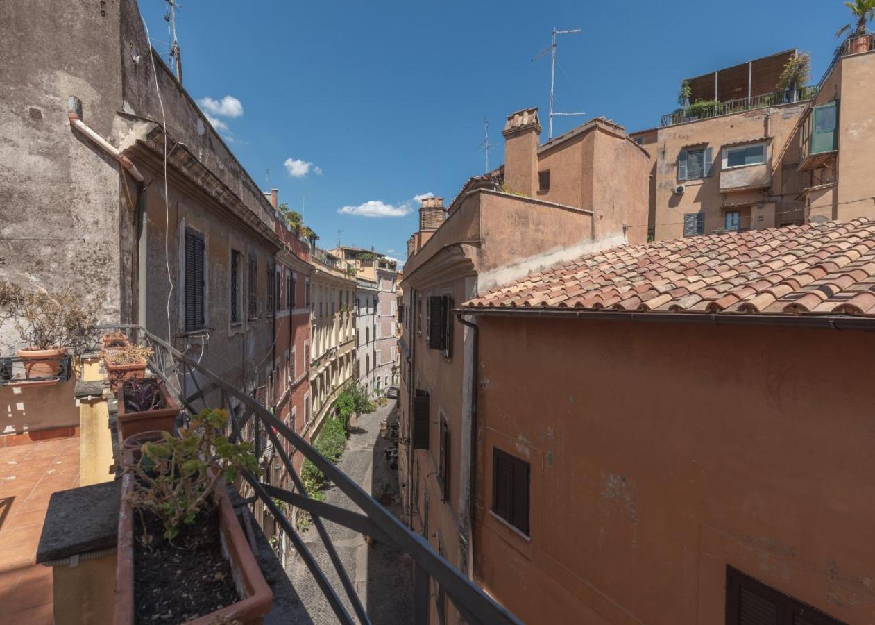 Appartement Vicolo Del Cinque Trastevere Rome